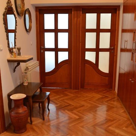 Apartment Sarah Bihac Bagian luar foto